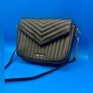 Nine West Quilted Black Crossbody Bag – Chain Strap, EUC ❤️💥🔥